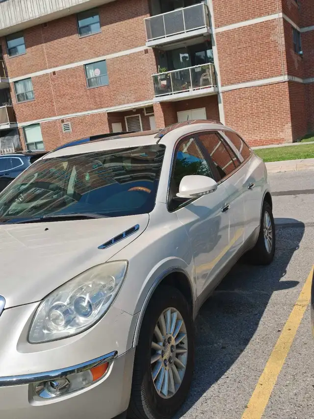 Buick Enclave596423473984983041