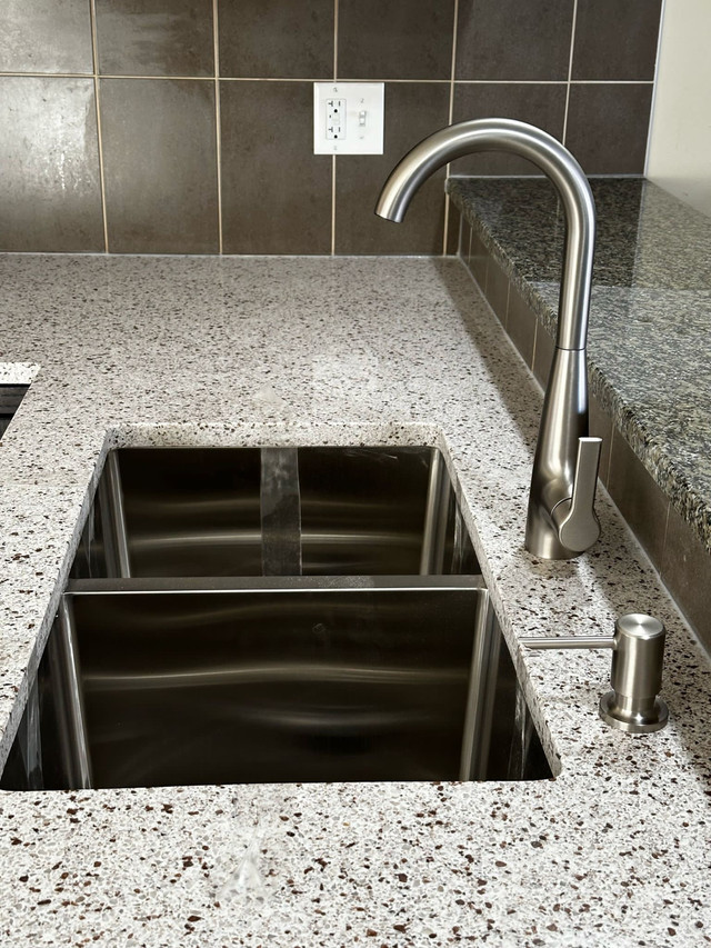 Granite and quartz countertops  in Other Business & Industrial in Calgary - Image 3