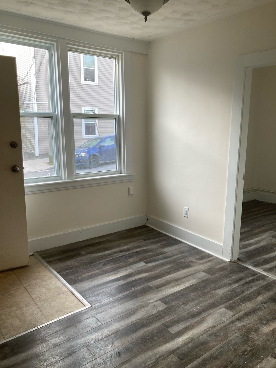 Apartment for rent - Oct 5 5