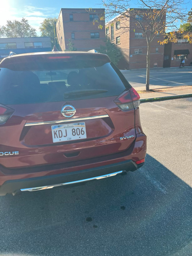 Nissan Rogue 2018 with safety report and carfax available in Cars & Trucks in Oakville / Halton Region - Image 2