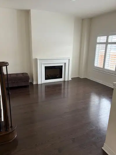 4 Bed • 3 Bath House for Rent – Jan 1, 2026 GREAT LOCATION Main intersection …. DIXIE AND COUNTRYSID...