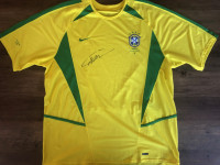 Maillot Brésil signé par Kaka signed Brazil jersey