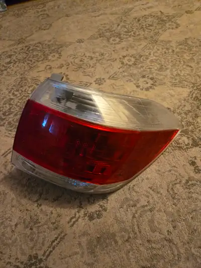 Pick up near Seaway Mall RH side (passenger) CASH ONLY, no shipping, installs, meeting in GTA or stu...