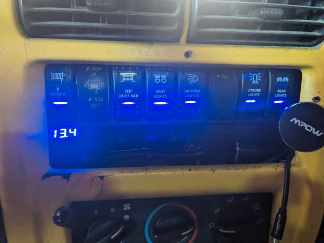 2000 Jeep TJ in Cars & Trucks in Oshawa / Durham Region - Image 4