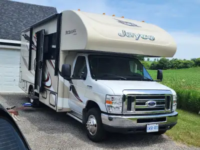 2015 Jayco Redhawk, 23XM. Ford E450 chassis, V10 Triton. Only 24,xxx miles. Great condition, no leak...
