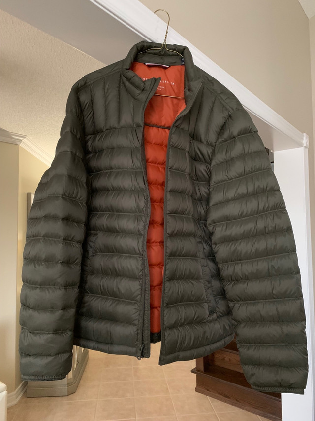 Puffer jacket - Tommy Hilfiger- L | Men's | Markham / York Region | Kijiji
