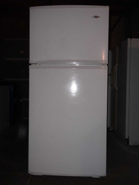 Clean and excellent working condition used fridge 
