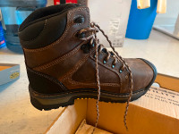 Keen Men's CSA Oakland 6" work safety boots waterproof Size8 NEW