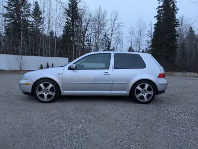 NO TRADES . 279km, 6spd manual, 2.8l 6cyl, heated leather seats. Excellent winter tires. New fuel pu...