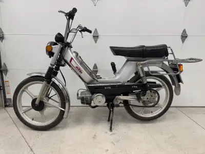 1982 KTM Hobby Duo 2 Gang. Resistered as a moped and has valid Ontario registration. Imported to Ont...