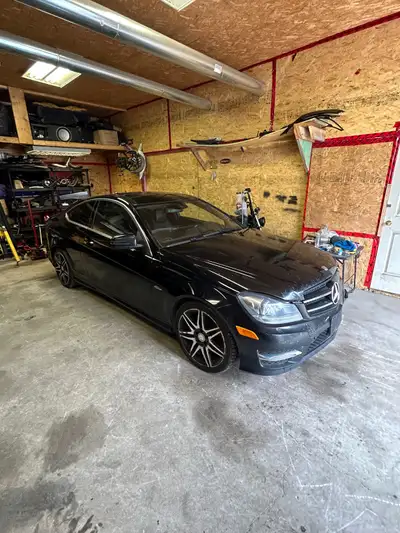 Selling our 2014 C250 sport rwd Owned the car since about 16/17 currently sitting at 350k has some i...