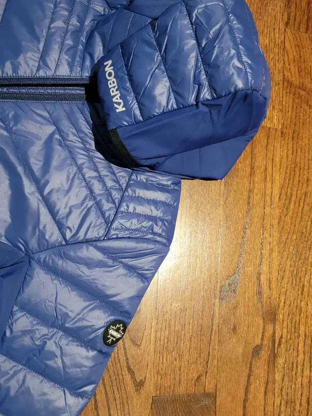 Women's Karbon Lightweight  Puffer Jacket, Size Small. New !! in Women's - Tops & Outerwear in City of Toronto - Image 9
