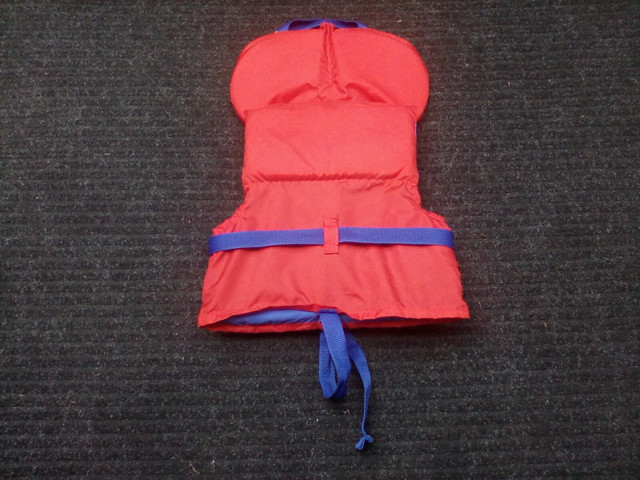 Veste de flottaison vfi enfant 30-60 lbs Kids floatation vest dans Sports nautiques  à Laval/Rive Nord