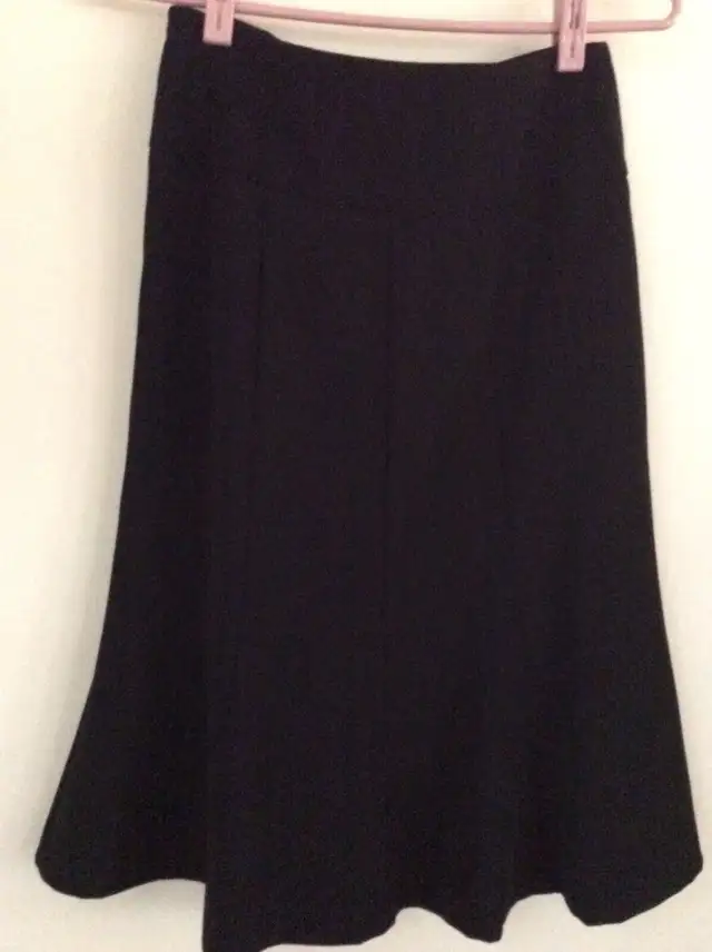 Jupe noire « Joseph Ribkoff » pour femme in Women's - Dresses & Skirts in Saguenay - Image 8