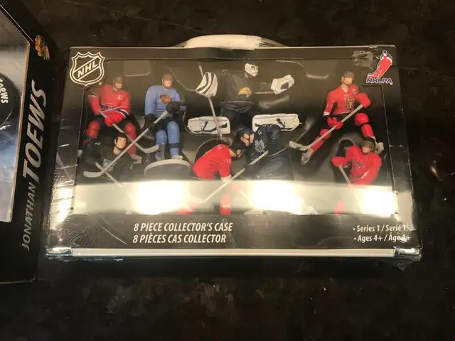 NHL McFARLANE 8 PIECE COLLECTOR'S CASE SUNDIN OVECHKIN in Arts & Collectibles in Mississauga / Peel Region - Image 2