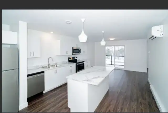 Charming 2 bedroom in Southwood Park in Long Term Rentals in Fredericton - Image 2