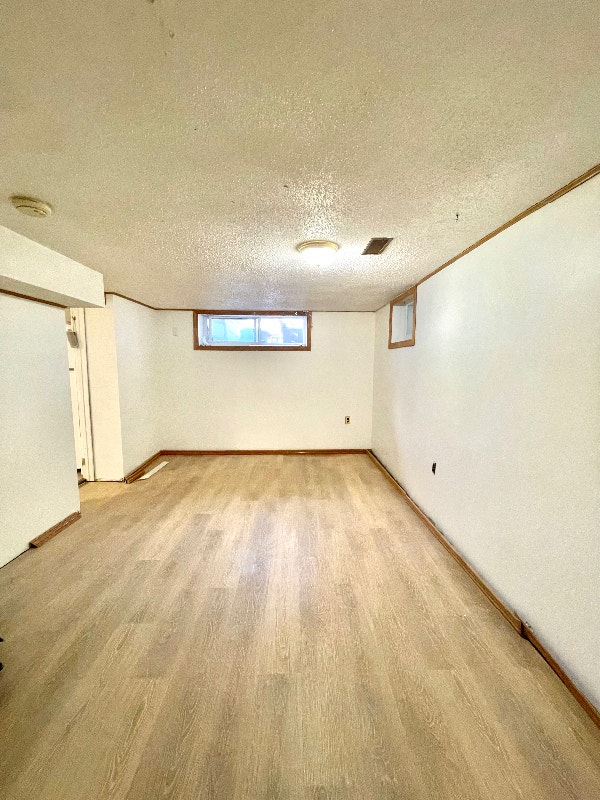 1 bedroom 1 bath apartment for rent near downtown Kitchener Long Term