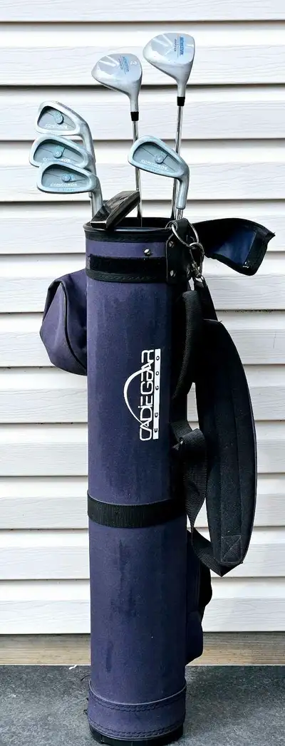 Northwestern Concorde Oversize 7- Pcs RH Golf Clubs , Compact Bag, Great Condition. Check photos for...