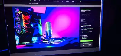 razer siren v3 chroma microphone  with microphone arm, View more