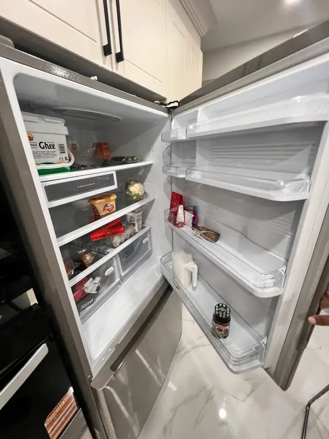 Refrigerator 441979096227522563