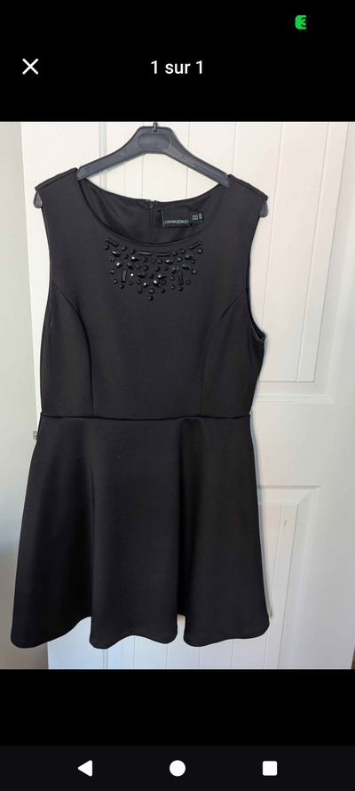 Robe noire, View more