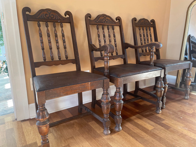 Stained Oak Antique Dining Chairs 100+ years old in Dining Tables & Sets in Bridgewater