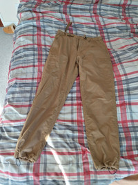 Uniqlo Heattech warm lined cargo pants (brown)