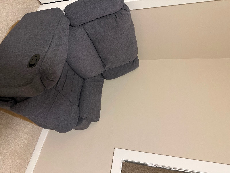 Recliner sofa Chairs & Recliners Winnipeg Kijiji