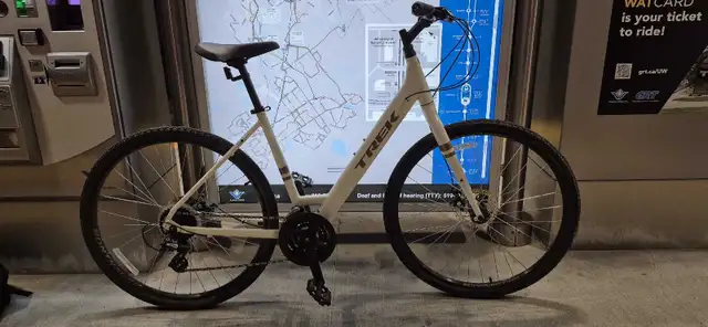 trek verve 1 in Road in Mississauga / Peel Region - Image 8