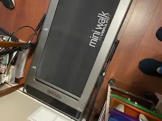 Mini Walk Vibra Fit Treadmill in Exercise Equipment in Chilliwack - Image 3