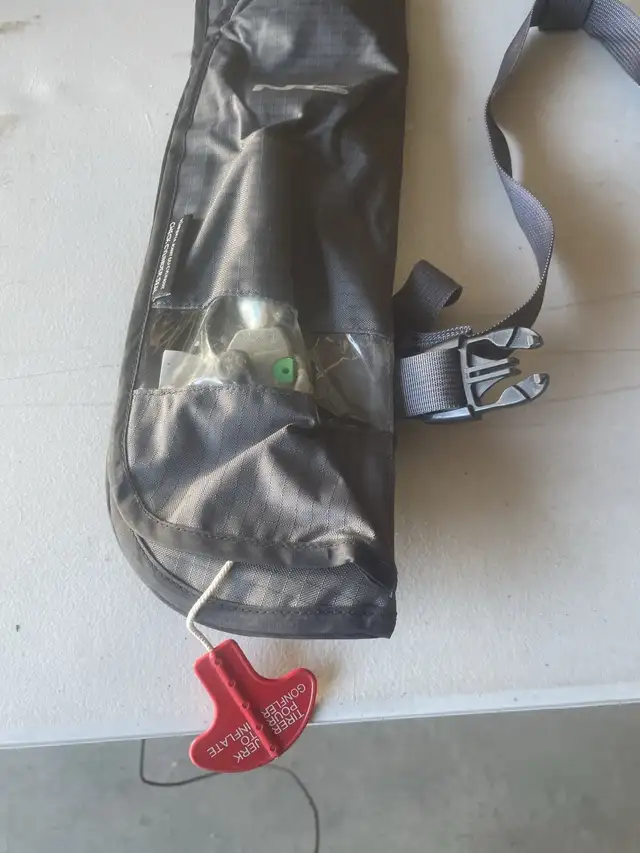 SOLD - NRS Matik Inflatable PFD Life Jacket - 2 Availabl | Fishing ...