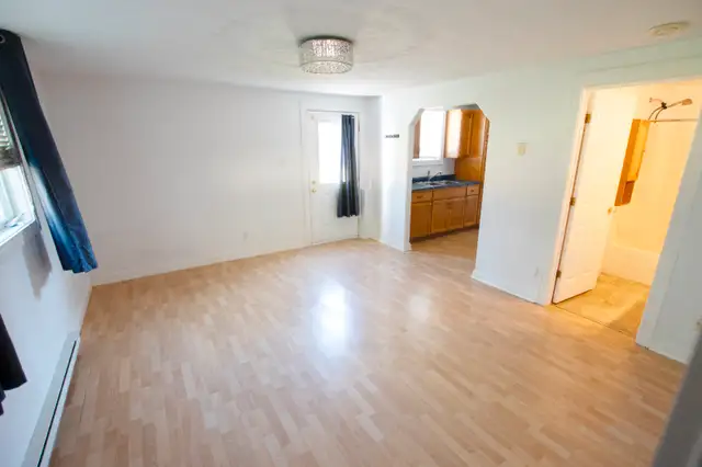 All-Inclusive 1-Bedroom Apartment – $1,395 – Private Entry in Long Term Rentals in Fredericton - Image 2