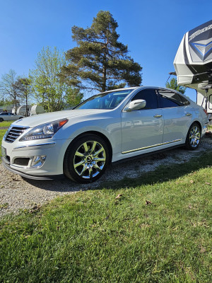 2012 Hyundai Equus Signature Series