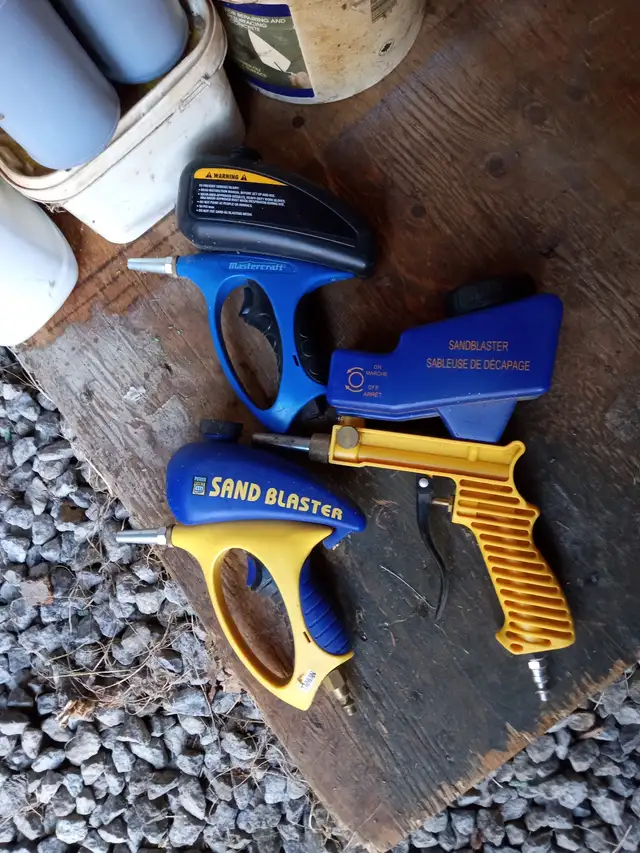 3 - Hopper Gravity-Feed Abrasive Spot Blaster Guns