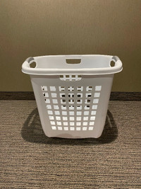 Sterilite Ultra™ Easy Carry Hamper - White - Like New!