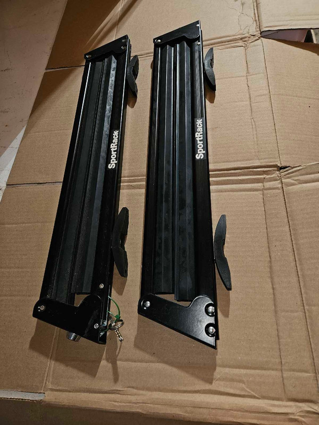 SportRack Ski Snowboard Roof Rack Bars in Ski in Sarnia - Image 3