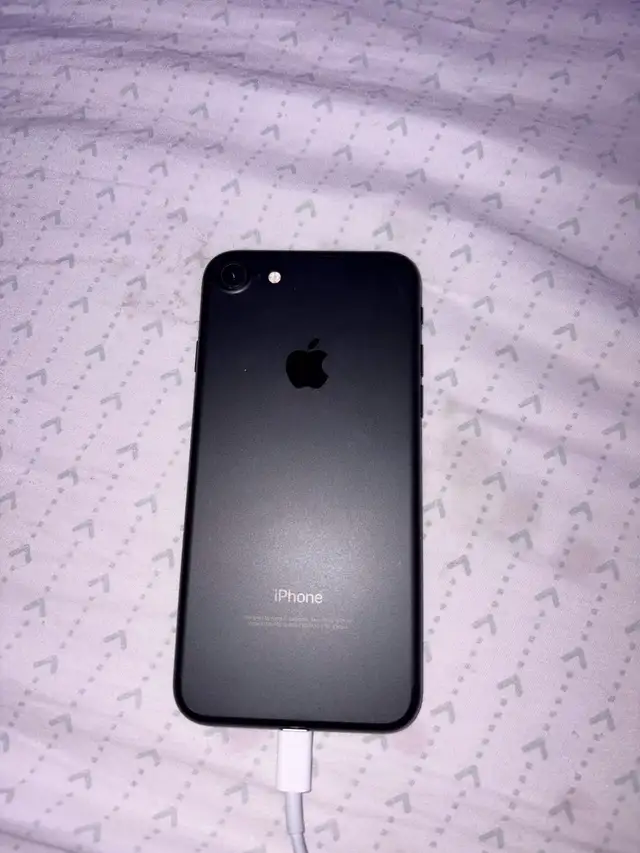 Apple Iphone 7 32 GB415732807311697920