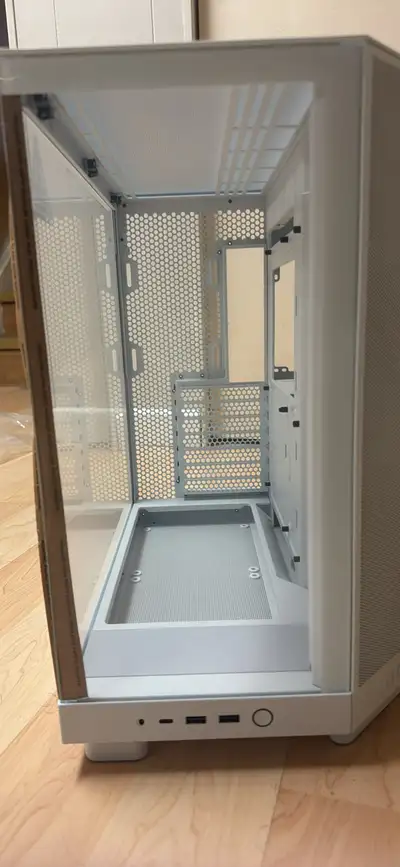 NZXT H6 FLOW PC CASE, View more