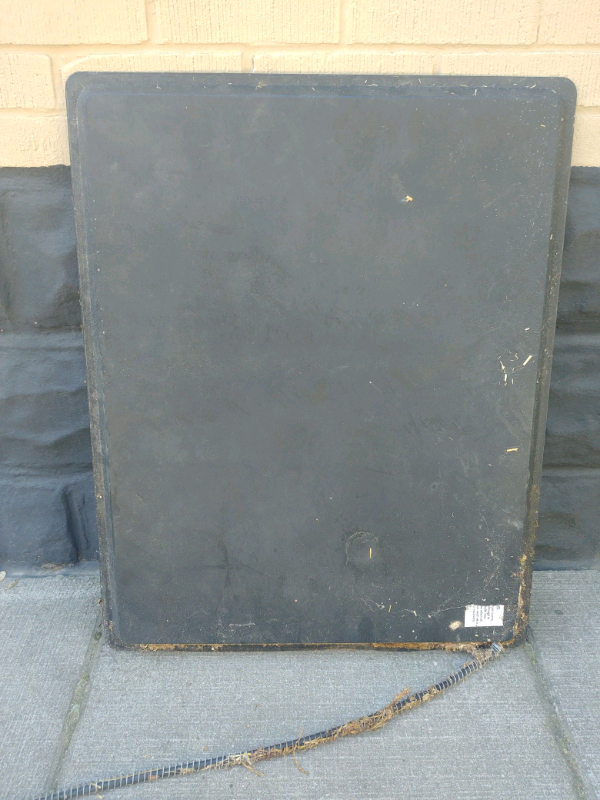 $60 Heated dog pad 120 volt plug in 23 inch wide by 29 inch Long in Accessories in St. Catharines - Image 2