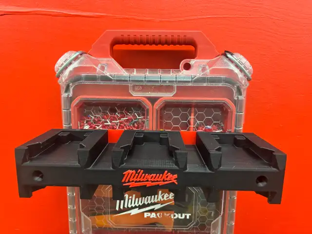 Milwaukee M18 Battery Wall Mount 4/6 Batteries Optional Packout in Power Tools in Markham / York Region - Image 8