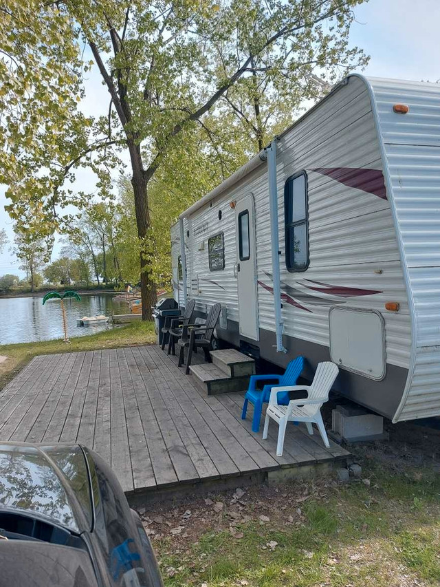 2011 Keystone Hideout Trailer Leisure Lake in Travel Trailers & Campers in Windsor Region