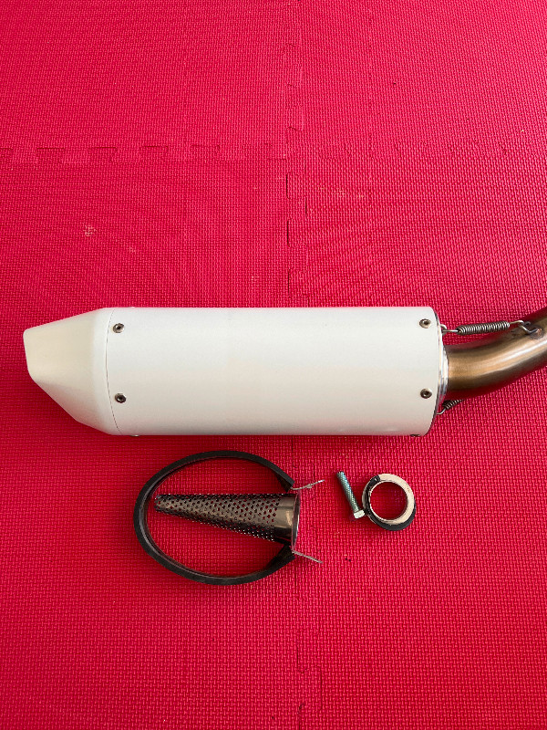 Kawasaki ZX 6 r 636 GPR Performance Exhaust System Slip on Pipe in Other in Barrie - Image 2