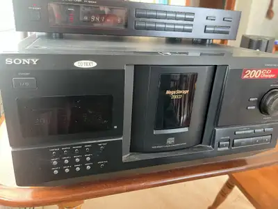 Sony CD Changer 200 cdp cx230, View more