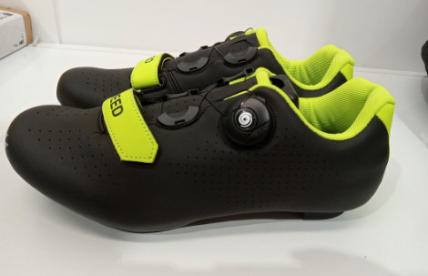 Size 7 "Size 40" -Cycling Lock Bike Shoes- NEW in Clothing in Markham / York Region - Image 3