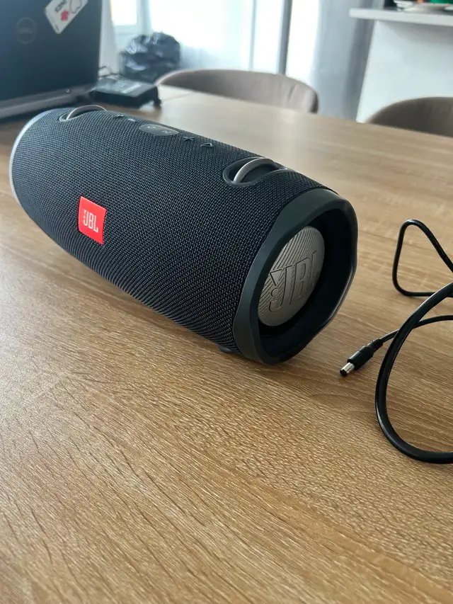 Jbl xtreme 2425693205664245762