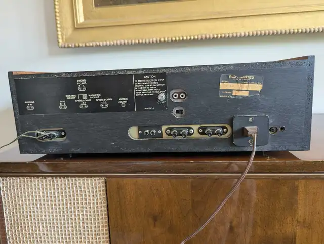 RCA MR-1144 / Hitachi KS-3200 in Stereo Systems & Home Theatre in Ottawa - Image 6