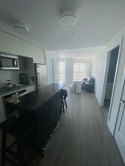 Fully furnished Private Room & Bathroom for rent in beautiful luxurious condo on Bloor $1500 a month...