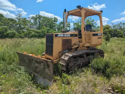 1989 John Deere 450G Crawler Dozer This crawler dozer is a dependable workhorse starts and works as...