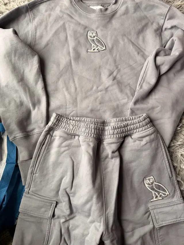 October's Very Own Owl Crewneck Sweatshirt and Cargo Pants Set in Multi-item in City of Toronto - Image 6
