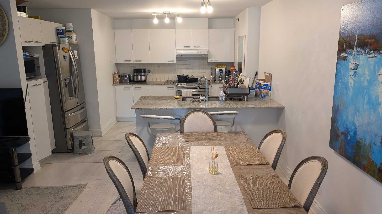 Room in Condo - Cotes des neiges - metro snowdon UDM HEC Poly — photo 2